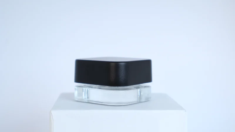 5ML square jar with black lid